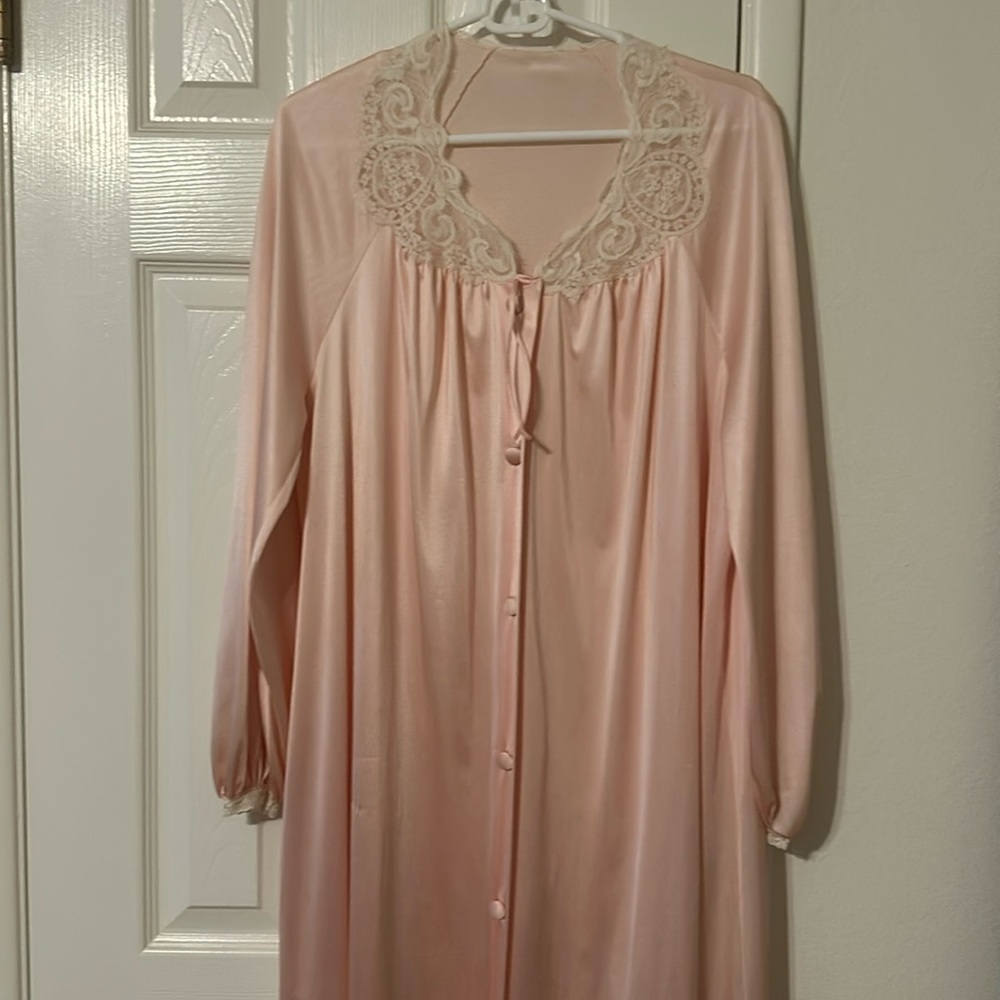 Vintage pink dressing gown